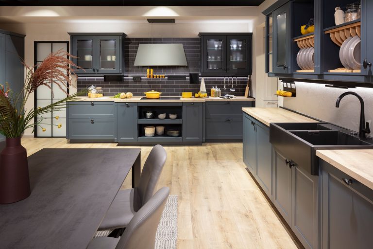 NOBILIA-Landhauskueche-Fjordblau-8325