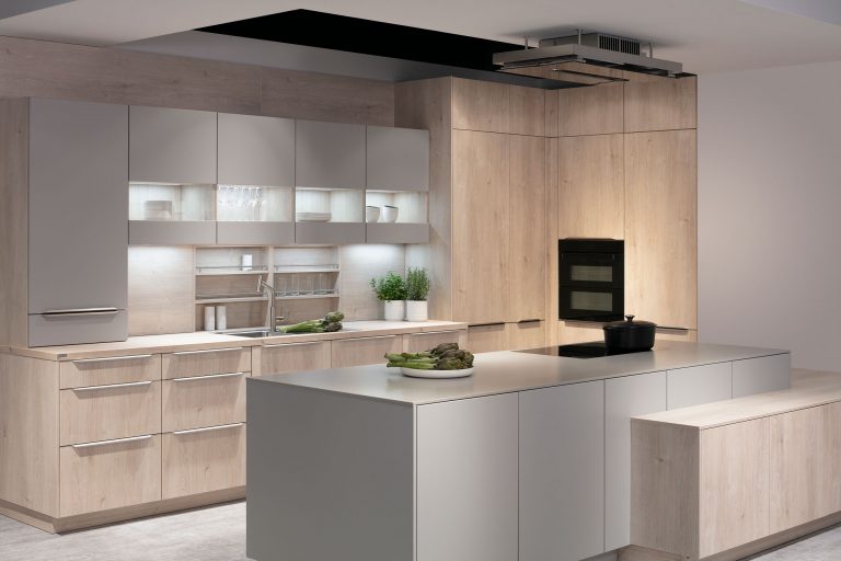 NOBILIA-Steingrau-Mattlack-Fronten-und-Eichendekor-6988